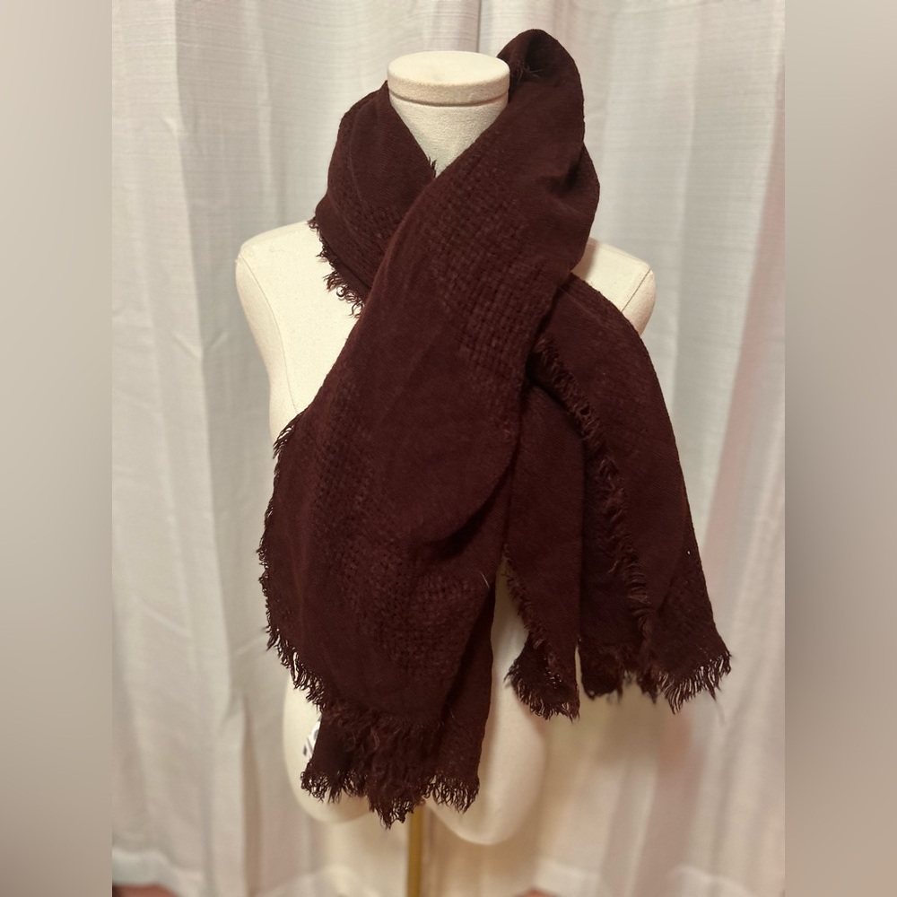 NWT!  Garage scarf
